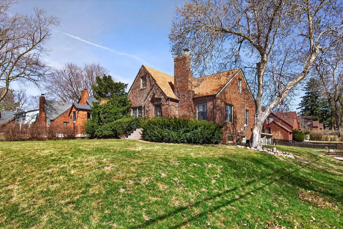 1403 66th Street, Windsor Heights, IA 50324 - #1