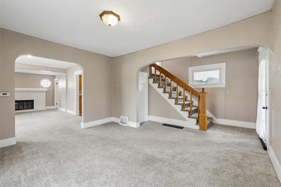 709 Pleasant View Drive, Des Moines, IA 50315 - #3