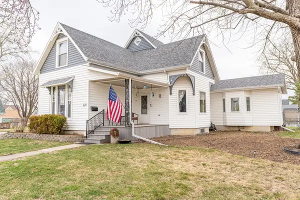 621 W Jefferson Street, Winterset, IA 50273