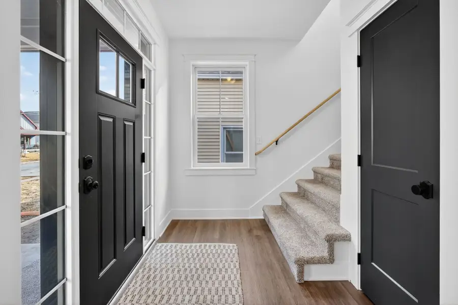 425 E Granger Avenue, Des Moines, IA 50315 - #3