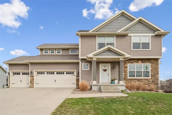 613 SE 17th Street, Grimes, IA 50111