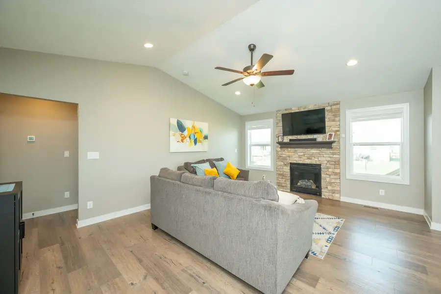 614 Alpha Street Nw, Bondurant, IA 50035 - #3