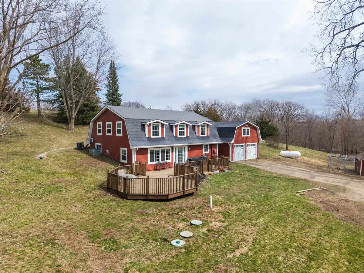 7946 Highway S52 N, Baxter, IA 50028 - #1