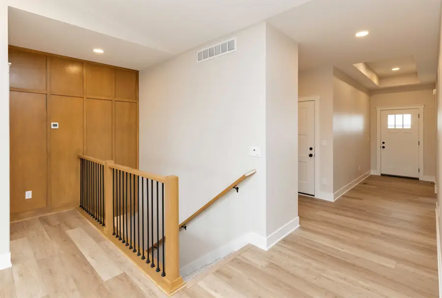 17558 Brookview Drive, Urbandale, IA 50323 - #2