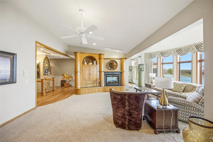 809 NE Vail Court, Ankeny, IA 50021 - #3