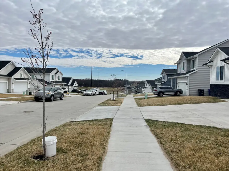 5611 Leyden Avenue, Des Moines, IA 50317 - #3