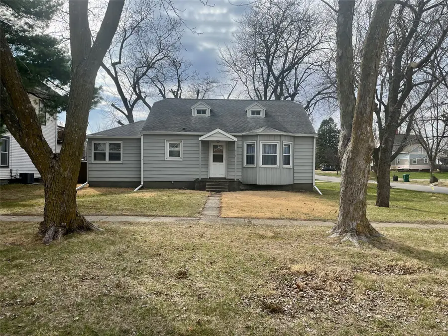 701 14th Street, Dallas Center, IA 5 - #2