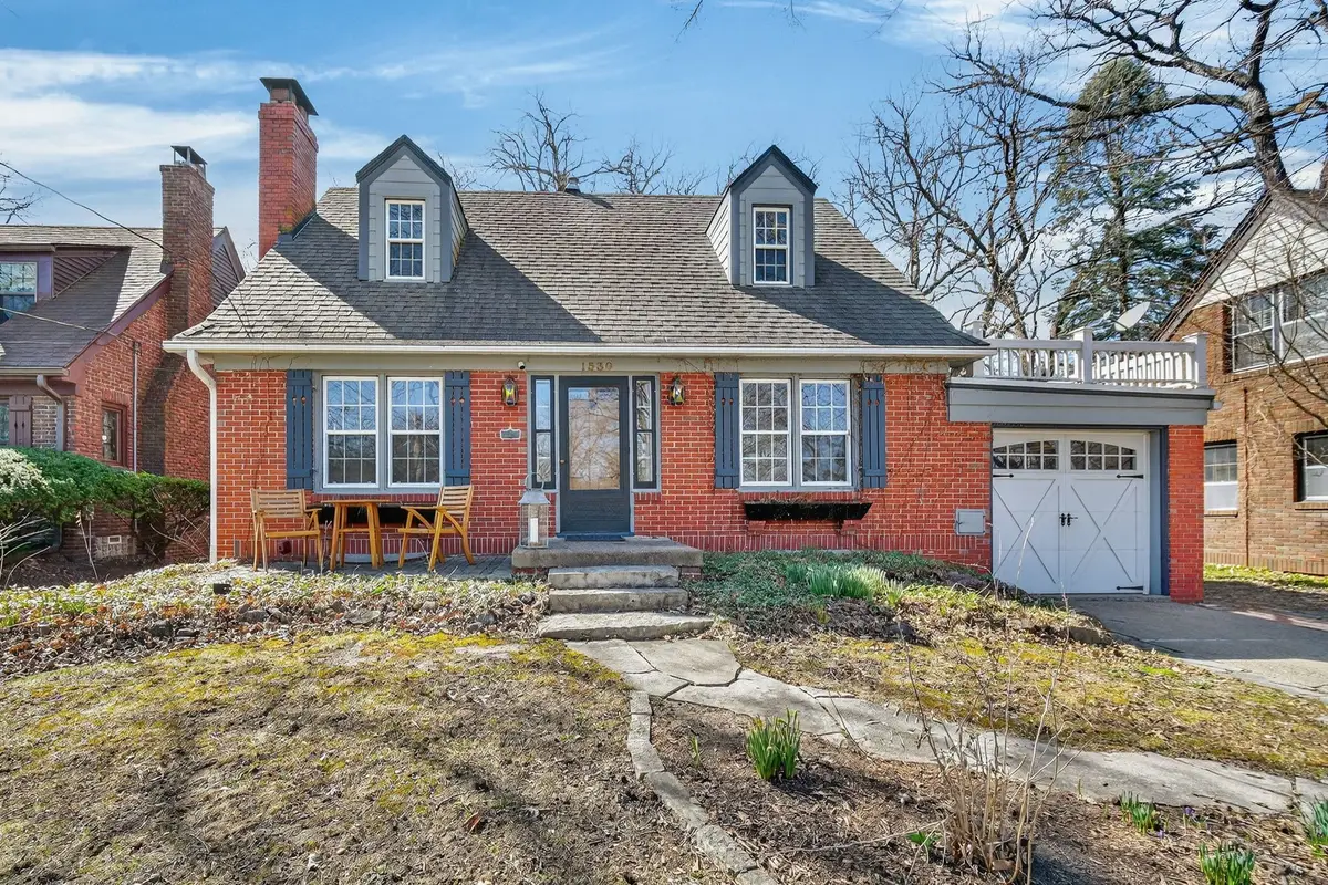 1530 41st Street, Des Moines, IA 50311 - #1