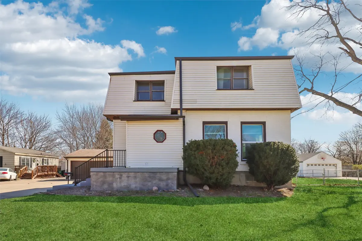 407 SW Des Moines Street, Ankeny, IA 50023 - #1