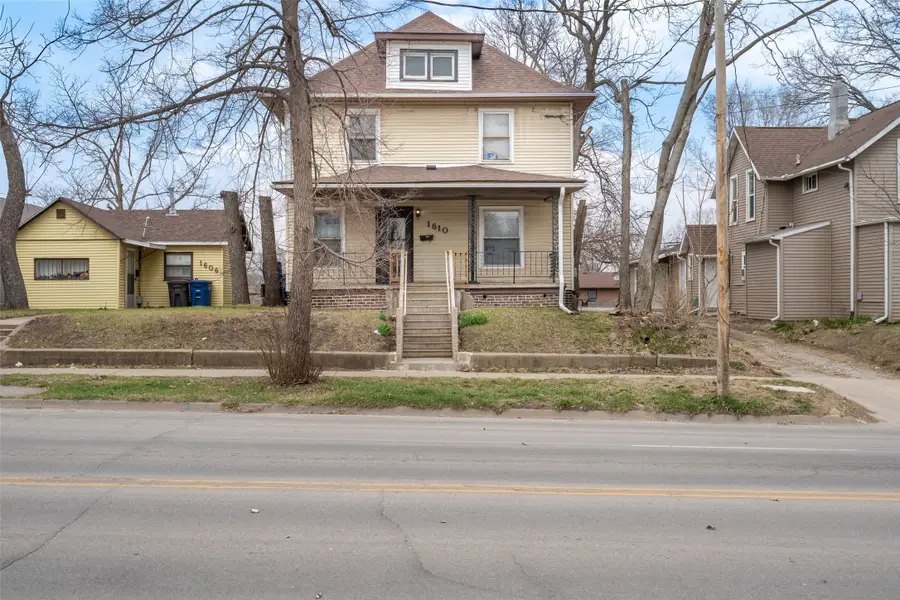 1610 E Grand Avenue, Des Moines, IA 50316 - #2
