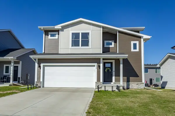 626 NE Hunter Drive, Ankeny, IA 50021