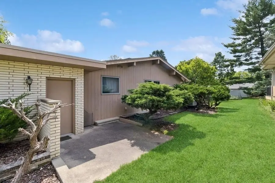 2110 Ashmore Drive, Ames, IA 50014 - #2