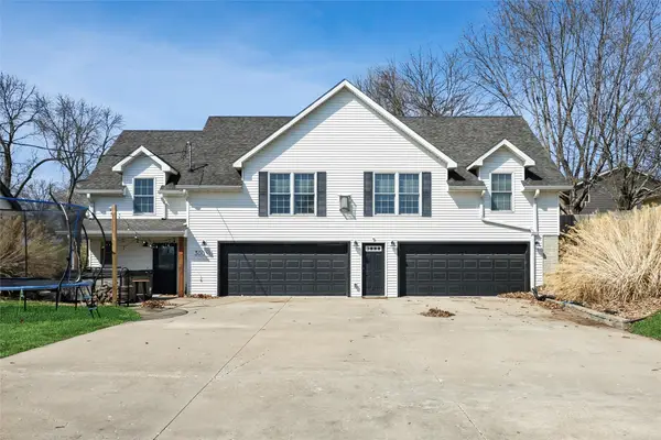 300 1/2 W Park Avenue, Runnells, IA 50237