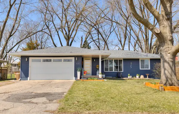 635 S 2nd Street, Carlisle, IA 50047