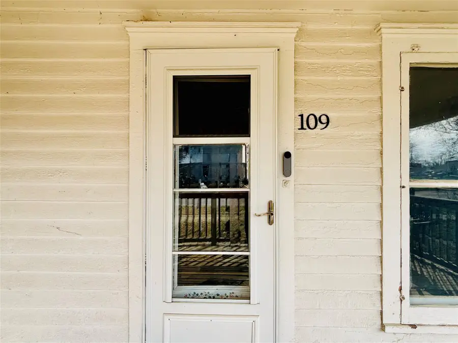 109 Maxwell Street, Maxwell, IA 50161 - #2