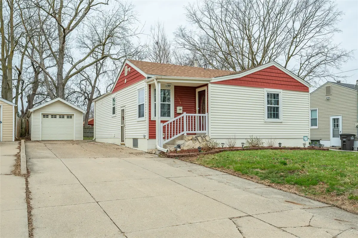 2516 57th Street, Des Moines, IA 50310 - #1