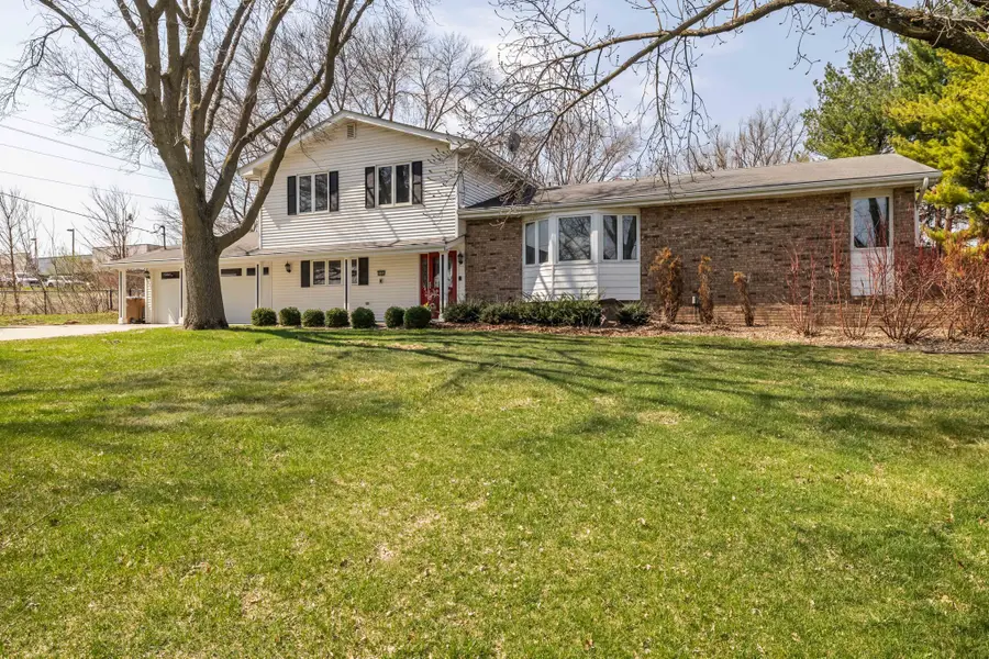 5608 NW 86th Street, Johnston, IA 50131 - #2