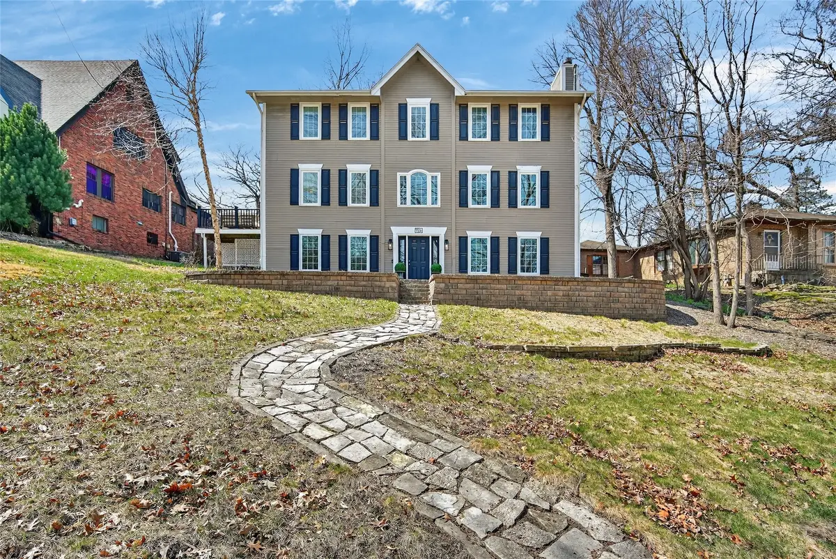 724 50th Street, Des Moines, IA 50312 - #1