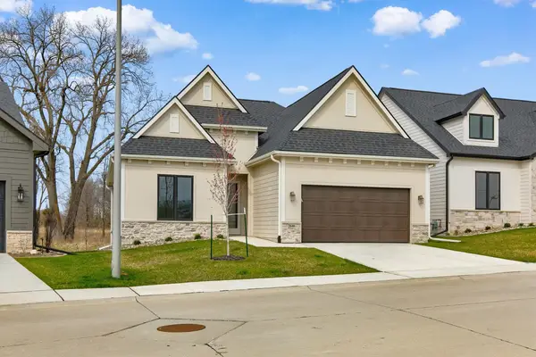 2646 SE Steele Drive, Waukee, IA 50263