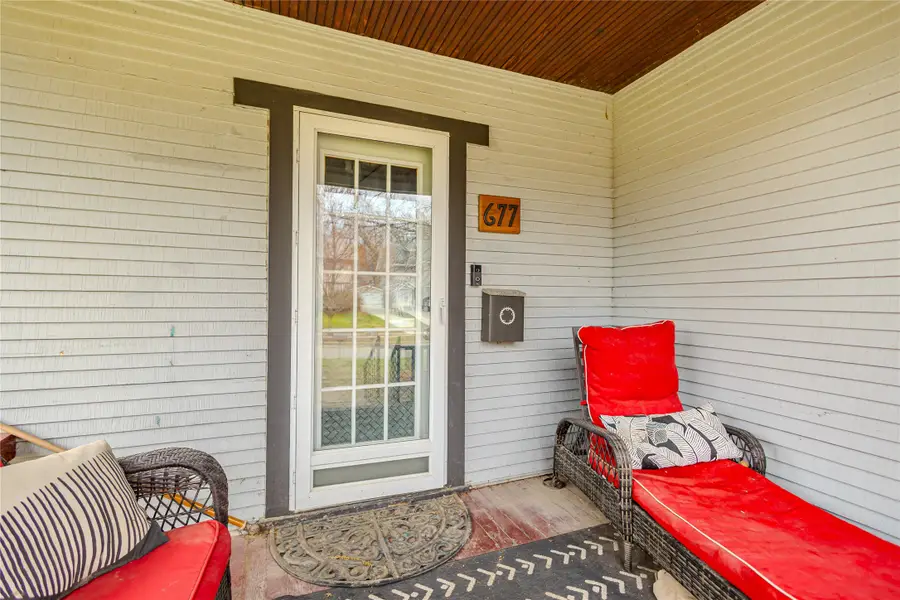 677 33rd Street, Des Moines, IA 50312 - #3