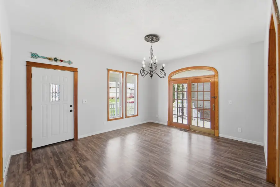 524 N 3rd Street, Marshalltown, IA 50158 - #3