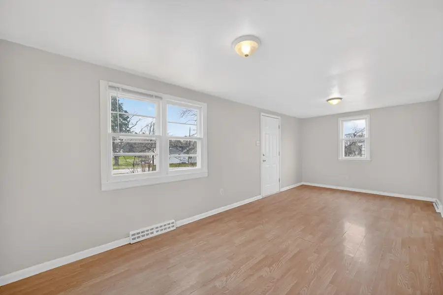 4754 NE 27th Court, Des Moines, IA 50317 - #2