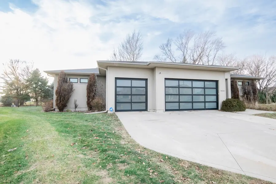 8310 Sky View Circle, West Des Moines, IA 50266 - #2
