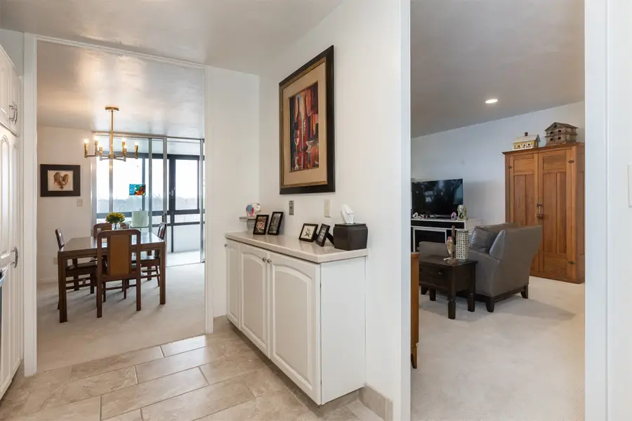 3663 Grand Avenue #401, Des Moines, IA 50312 - #2