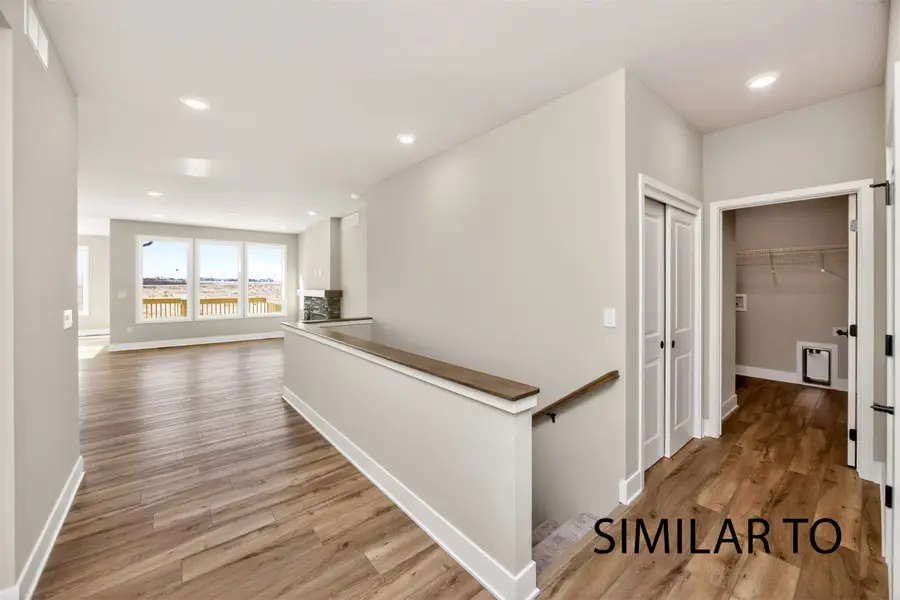 16708 Walnut Meadows Circle, Urbandale, IA 50323 - #2