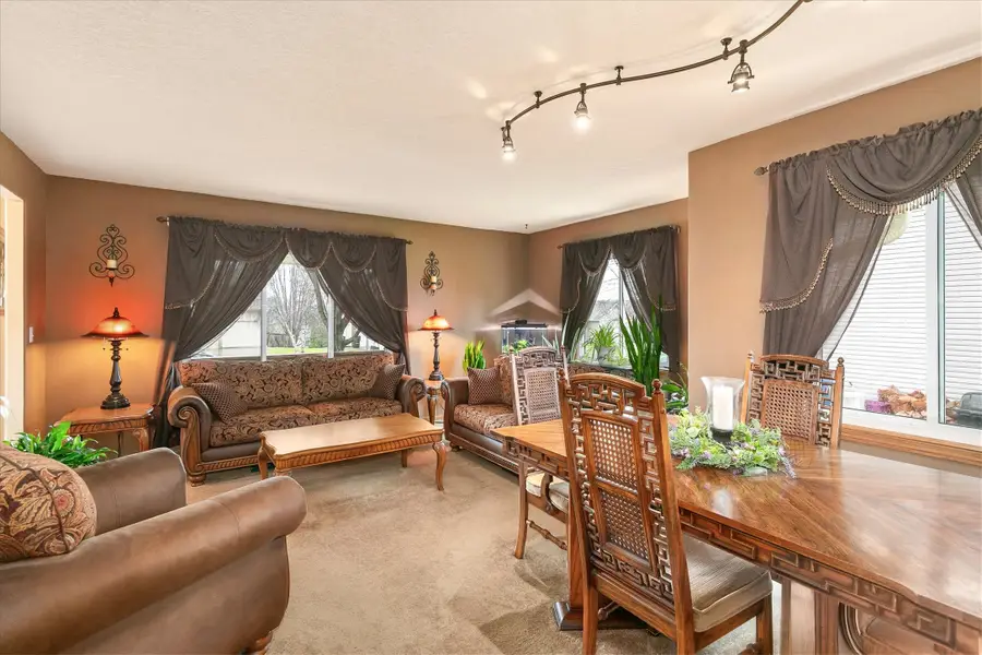 4118 SE 23rd Court, Des Moines, IA 50320 - #3