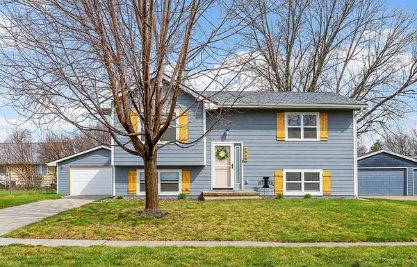 1506 NW Applewood Street, Ankeny, IA 50023