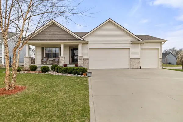 3527 E Philip Street, Des Moines, IA 50320