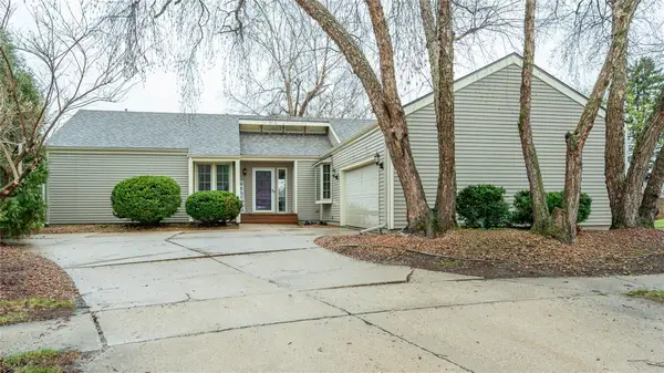 7900 Alpine Drive, Urbandale, IA 50322