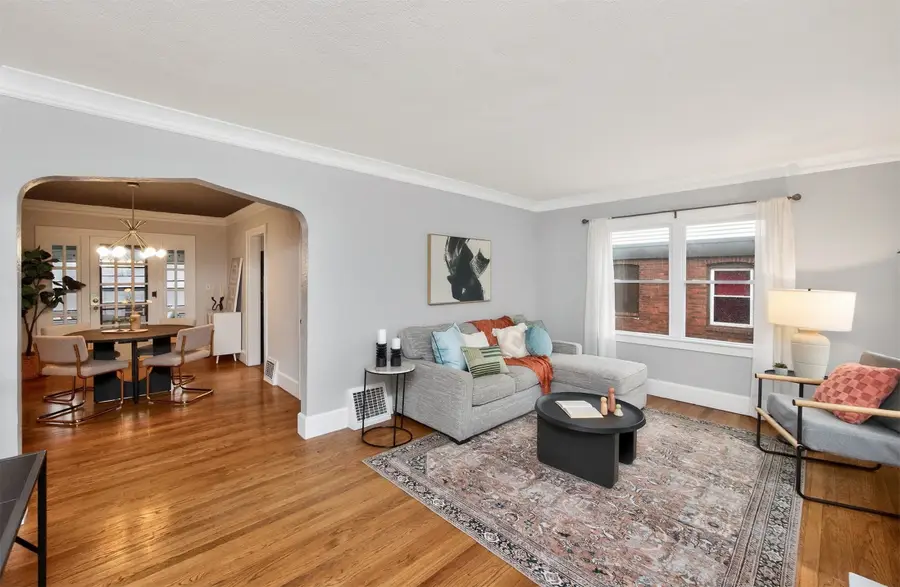 1655 Beaver Avenue, Des Moines, IA 50310 - #2