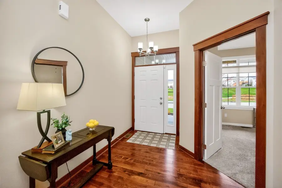 925 S 90th Street, West Des Moines, IA 50266 - #2