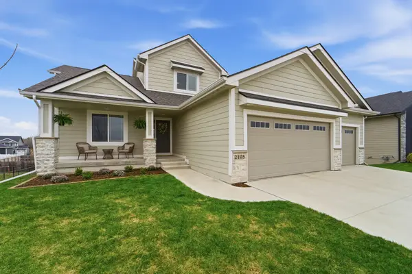 2105 Timberview Drive, Norwalk, IA 50211