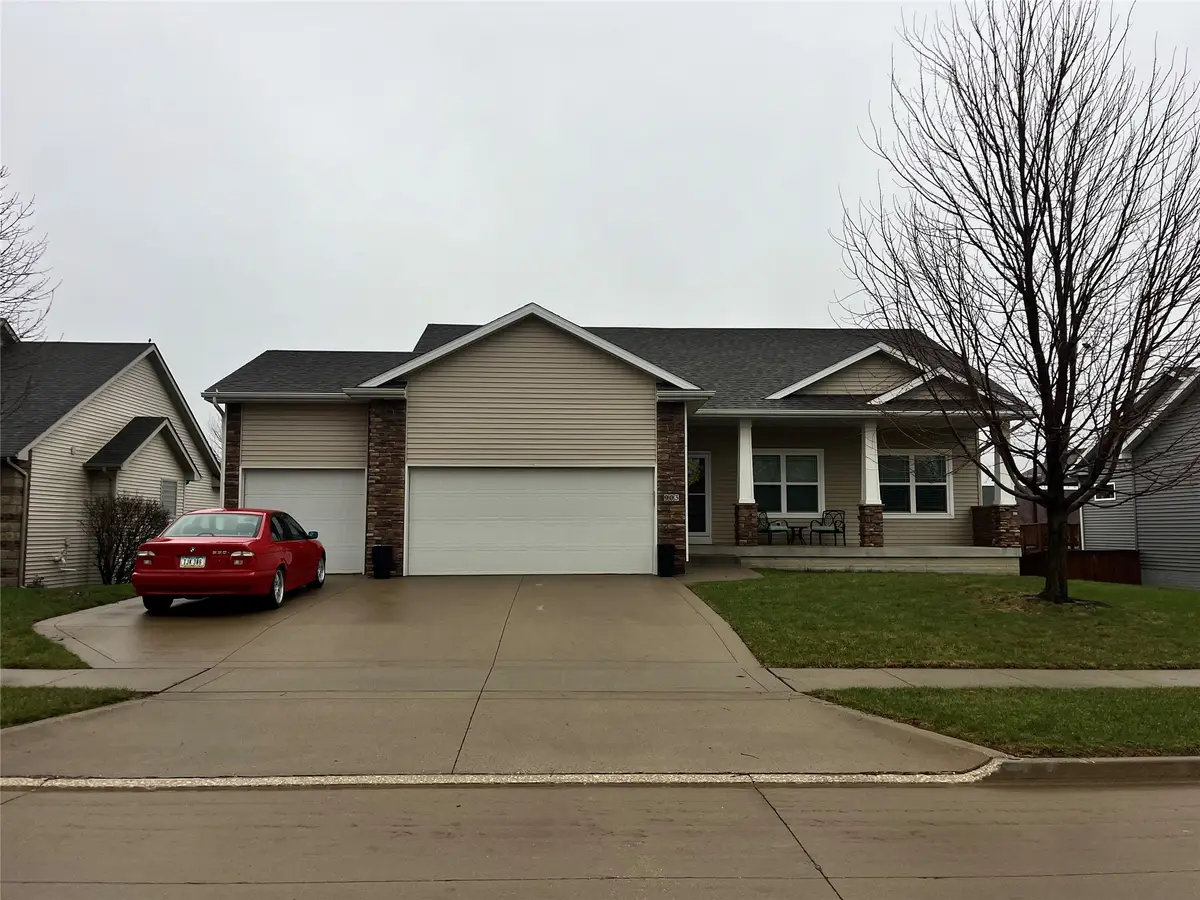 903 NW Ridge Road, Ankeny, IA 50023 - #1