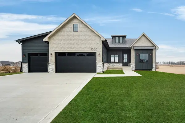 1330 NW Brooks Drive, Waukee, IA 50263
