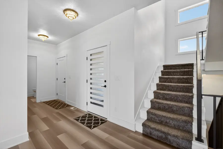 860 NW Frescott Circle, Waukee, IA 50263 - #2