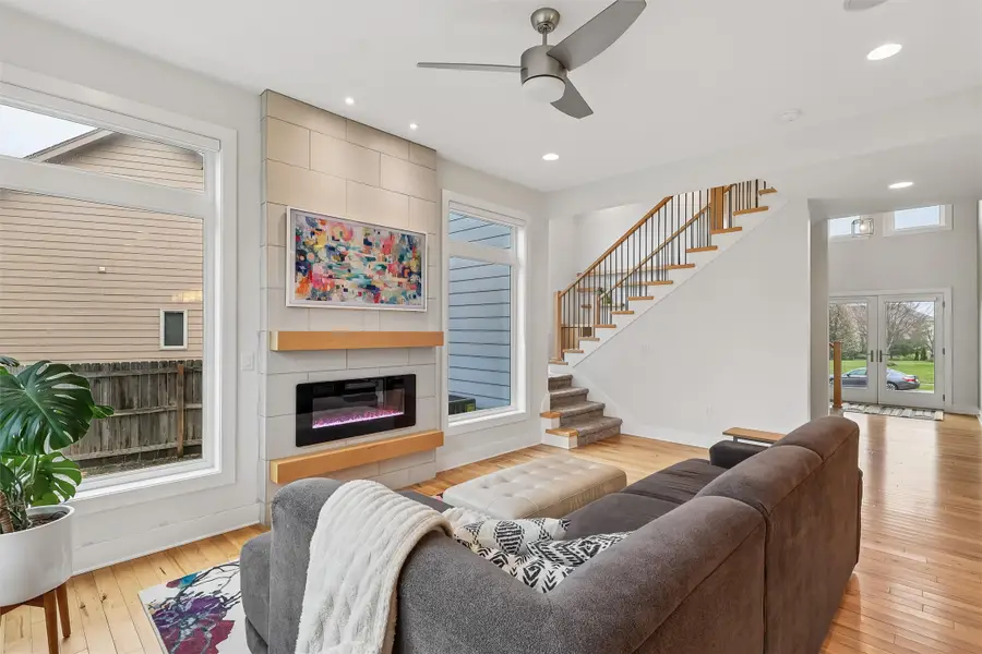 2872 Buena Vista Drive, Clive, IA 50325 - #3