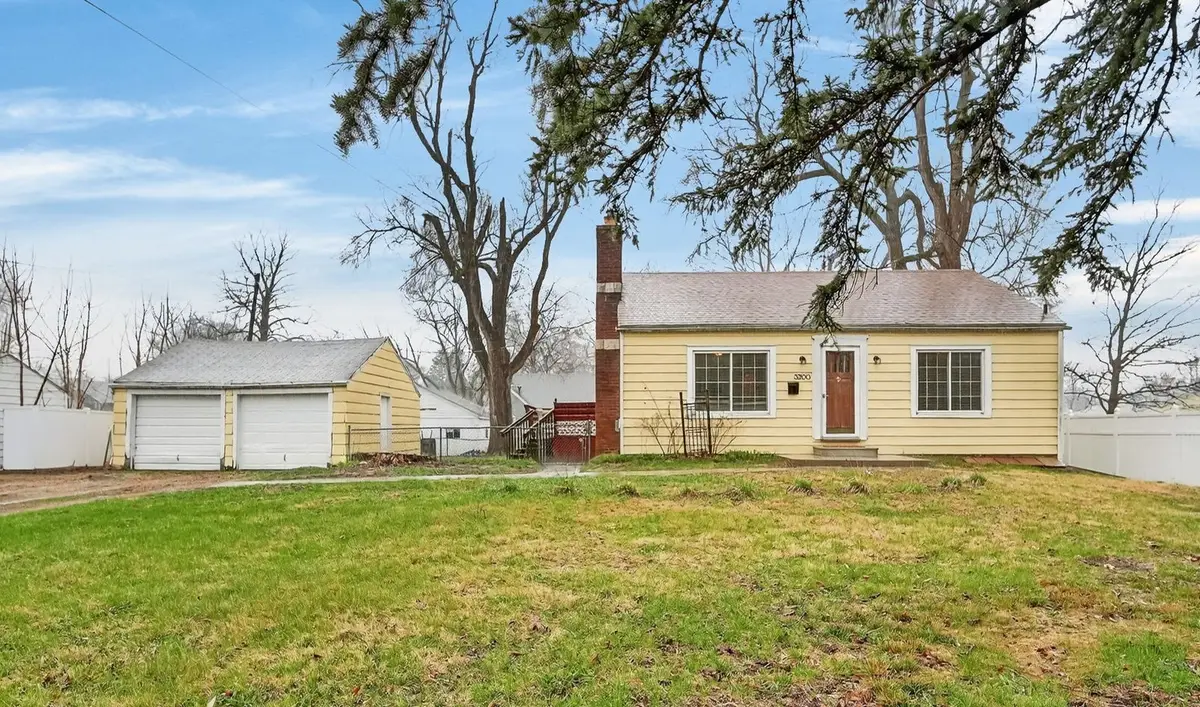 3200 47th Street, Des Moines, IA 50310 - #1