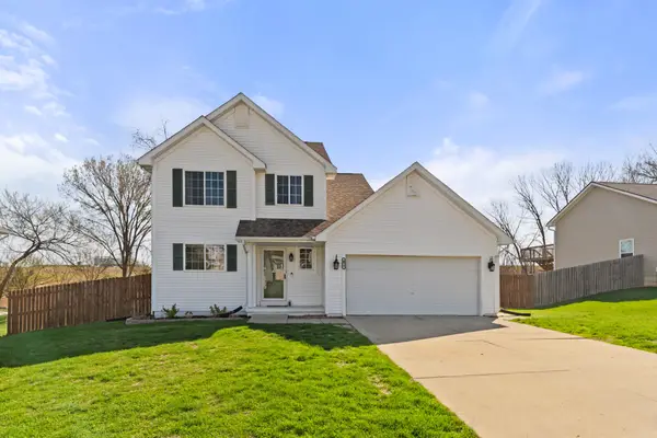 475 Fawn Circle, Pleasant Hill, IA 50327