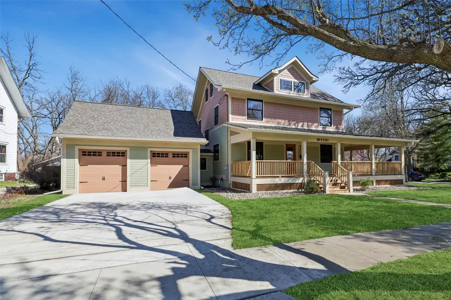 3701 Cottage Grove Avenue, Des Moines, IA 50311 - #2