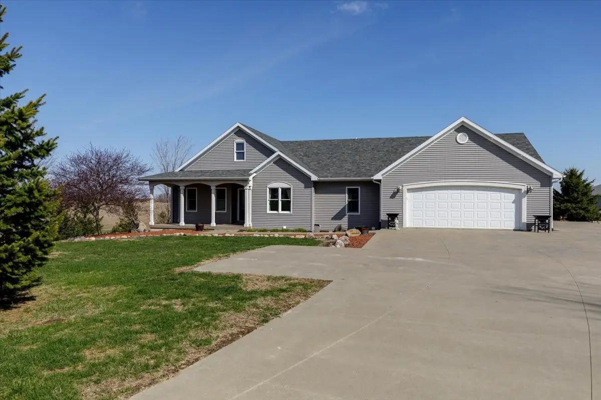 11422 S 44th Avenue E, Kellogg, IA 50135 - #1