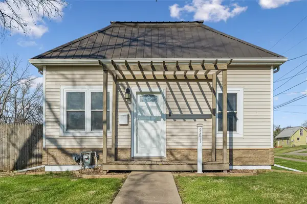 Address Withheld By Seller, Oskaloosa, IA 52577