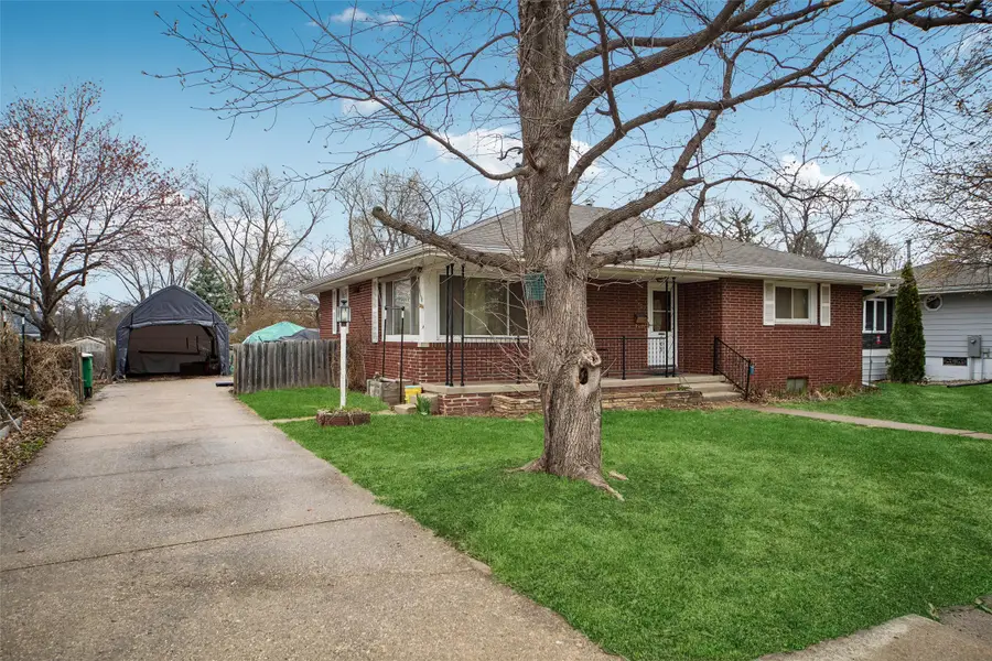 508 W Boston Avenue, Indianola, IA 50125 - #2