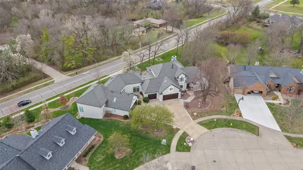 681 S 34th Court, West Des Moines, IA 50265