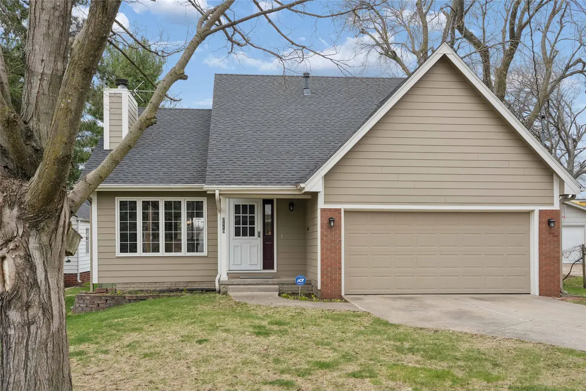 2110 47th Street, Des Moines, IA 50310 - #1