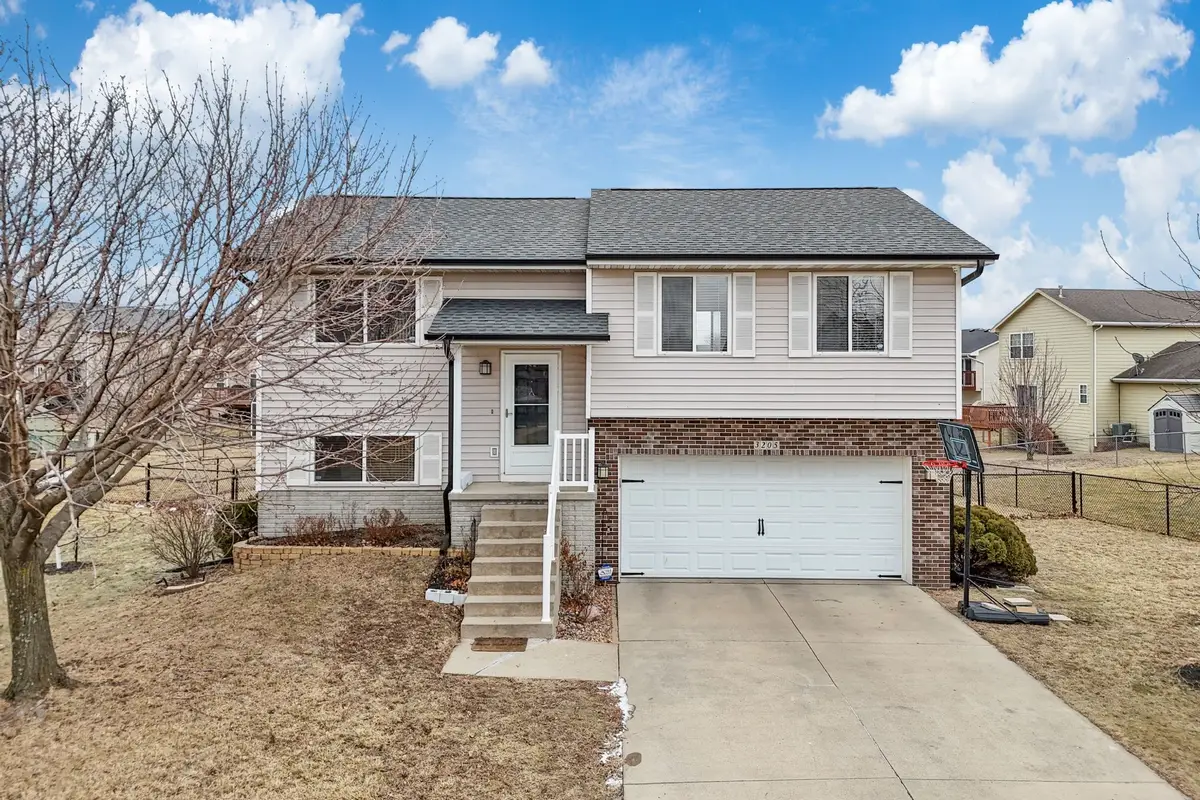 3205 SE Cherry Blossom Drive, Ankeny, IA 50021 - #1