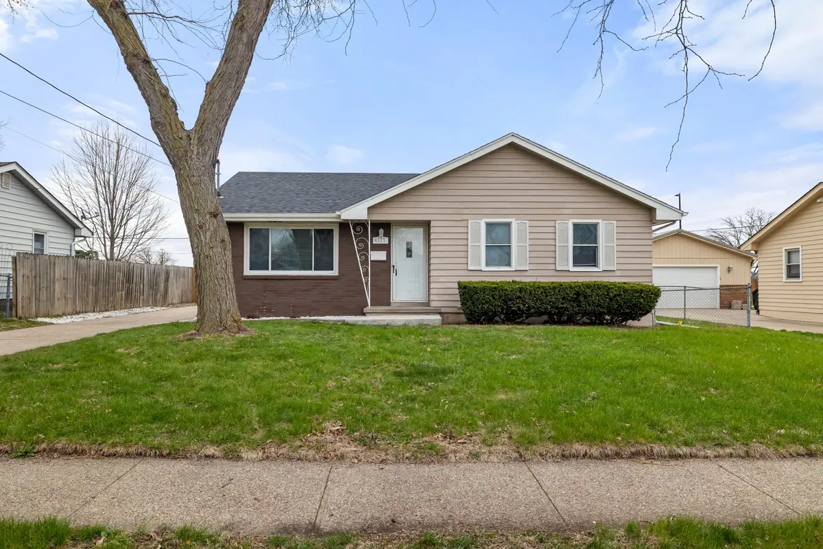 4117 64th Street, Urbandale, IA 50322 - #1